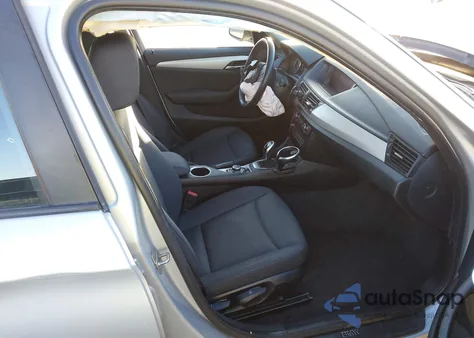 2015 BMW X1 Sdrive28I из США, поврежденный, VIN WBAVM1C56FVW58373